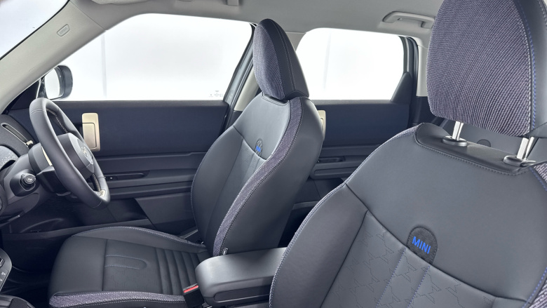 MINI Countryman 1.5 C Classic 5dr Auto Petrol Hatchback